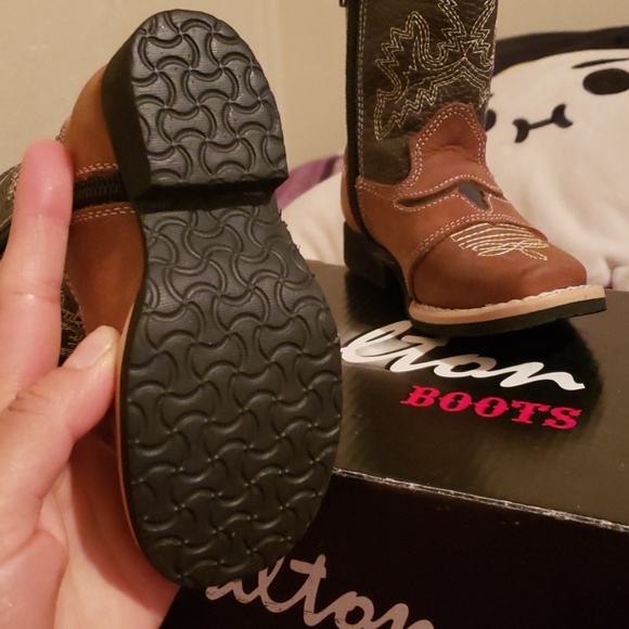 New - Picture 4 of 4